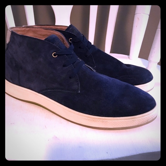Genuine Florsheim Blue Suede Chukka Boots